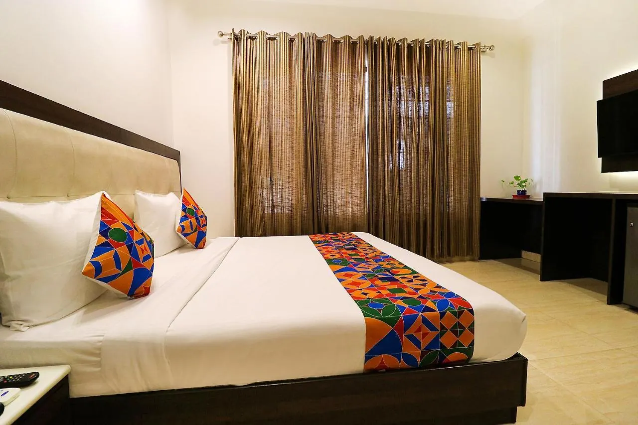 Fabhotel Oyster Villa Gurgaon