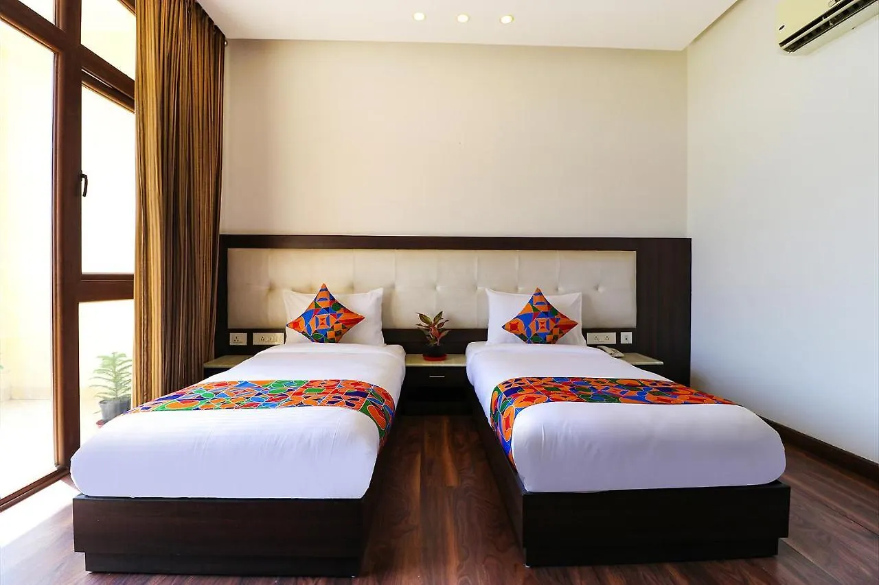 Fabhotel Oyster Villa Gurgaon 3*,  India